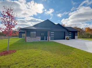 7541 Lake John Dr, Annandale, MN 55302