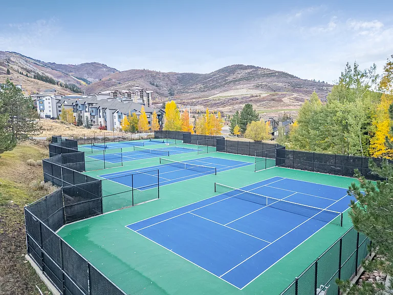 2025 Canyons Resort Dr #W2 — Photo 16
