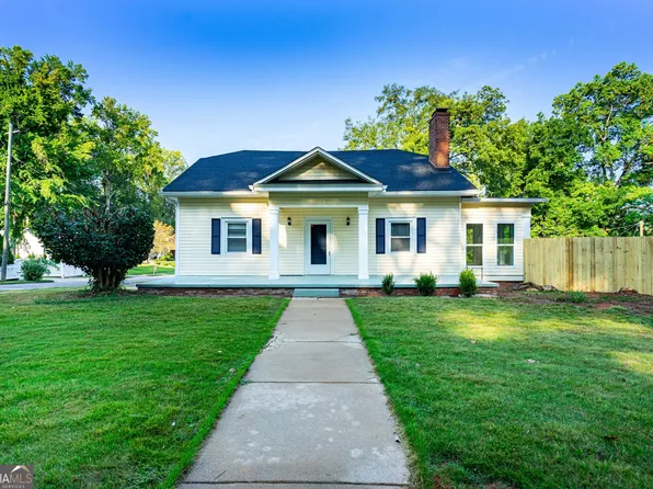 301 Springdale Dr, Lagrange, GA 30240