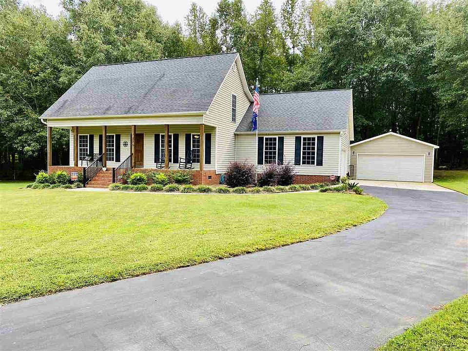 1st image of 326 Washburn Ct