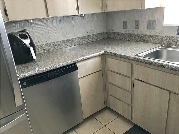 5th image of 1508 New Abbey Ave