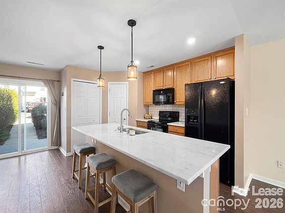 4th image of 18461 Streamline Ct
