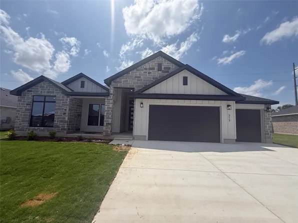 313 Boots Ct, Lorena, TX 76655