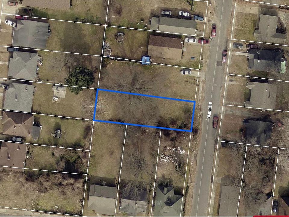2nd image of 693 Barrett Pl #13