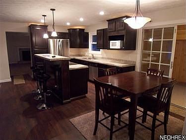3rd image of 1335 Cricket Hill Dr SE