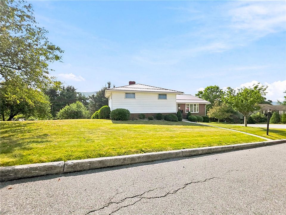 1st image of 1516 4th St