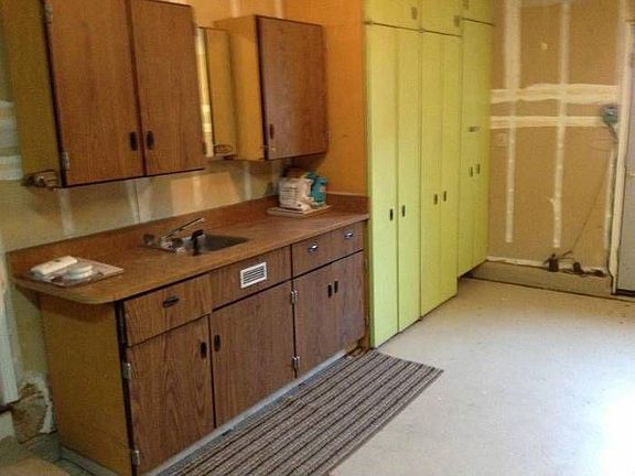 Storage Space In The Gara