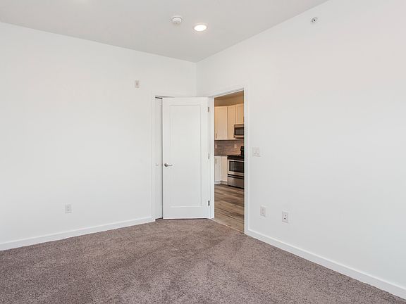 4th image of 1629 W Girard Ave APT 2B
