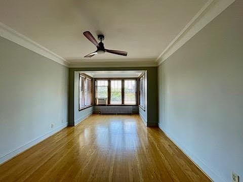 1st image of 1414 W Farragut Ave #3