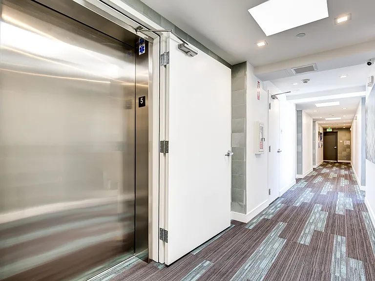 NOHO 55 Luxury Living — Photo 4