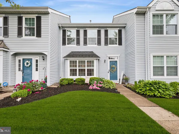 603 Lindsley Ct, Burlington, NJ 08016