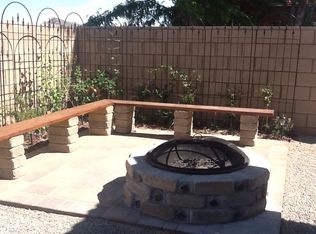 27941 Hummingbird Ln, Helendale, CA 92342