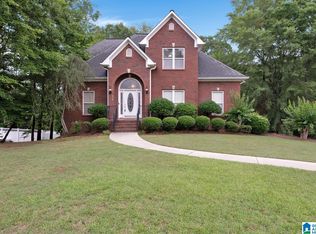 118 Cluster Springs Cir, Gardendale, AL 35071