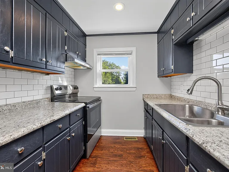 1219 E Philadelphia Ave — Photo 13
