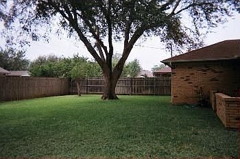 4th image of 7112 Bahama Ct