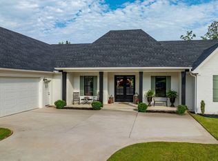 3 Eagle Cv, Maumelle, AR 72113