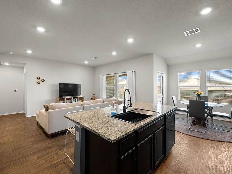 15108 Siberian Elm Ln — Photo 4