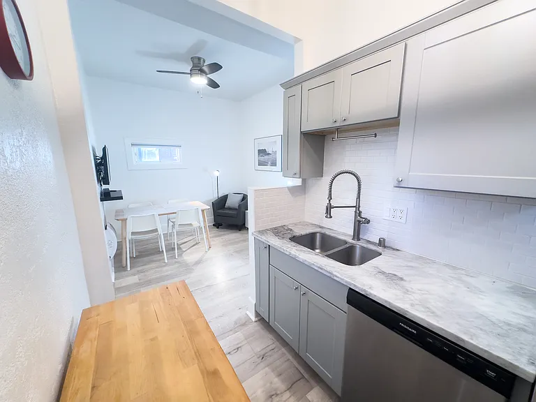 1343 C St #9A — Photo 9