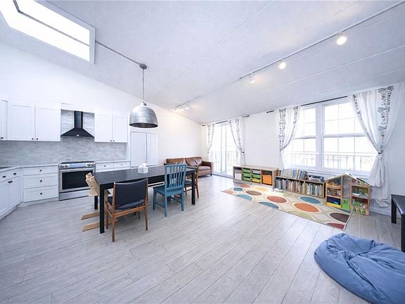 3rd image of 316 101st St #41E