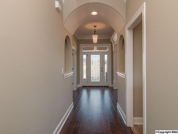 2nd image of 203 Woodgrove Dr NW