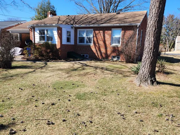 12 1st Ave, Emmitsburg, MD 21727