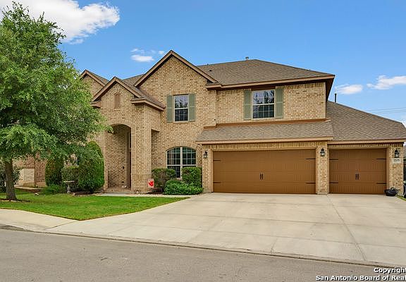 2nd image of 3606 Galveston Trl