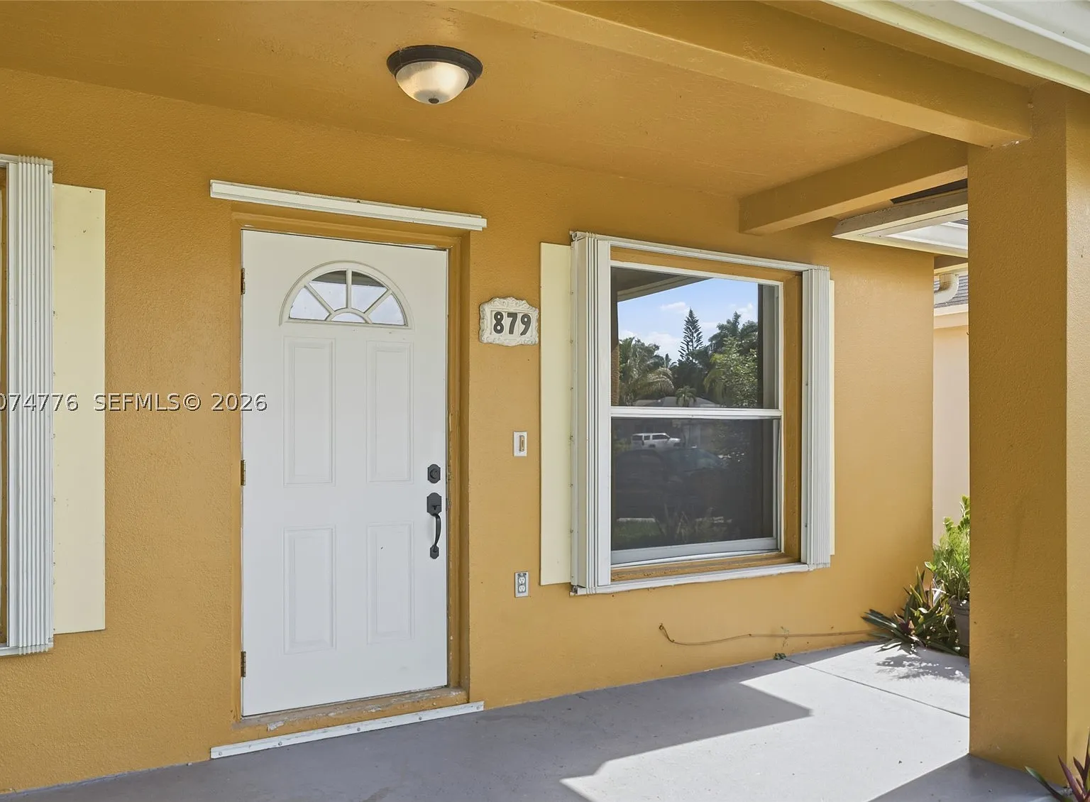 3 bed, 2.0 bath, 1050 sqft, $2,150 — Photo 3
