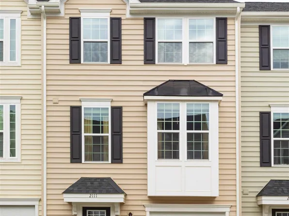 2111 Elm Tree Ct, Charlottesville, VA 22911