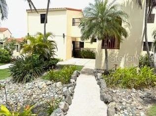 100 Candelero #2075, Humacao, PR 00791