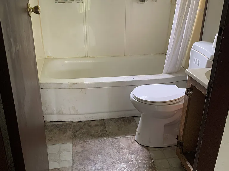10249 Earl Dr — Photo 6