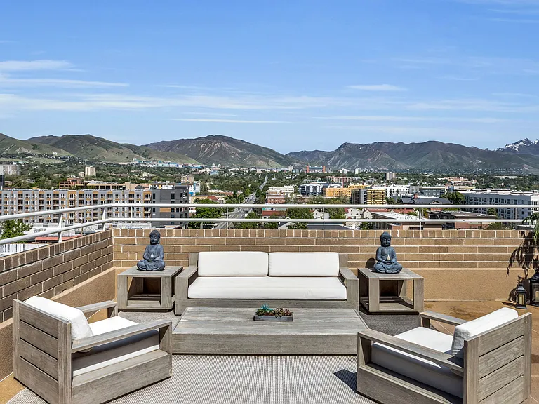 230 E Broadway S #1209 — Photo 45