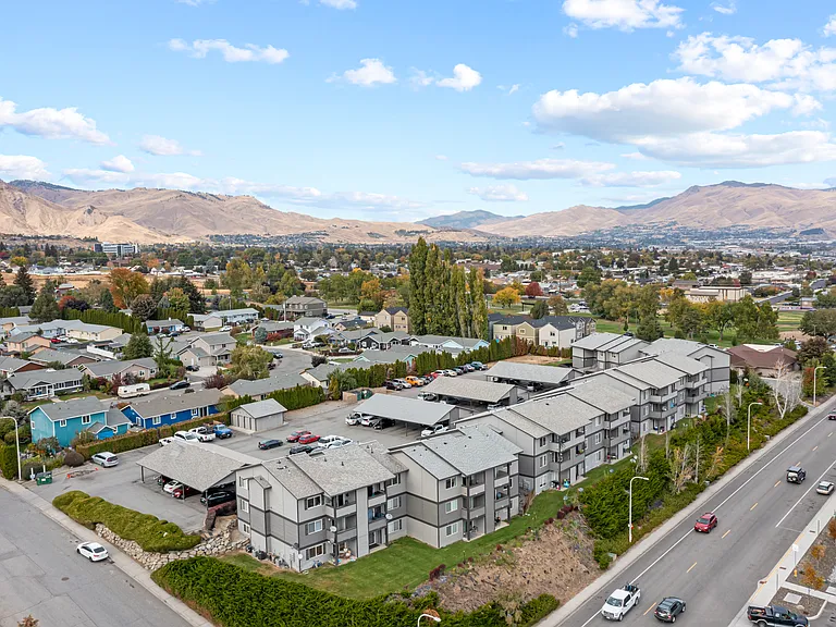 Aspen Heights Apartments — Photo 20