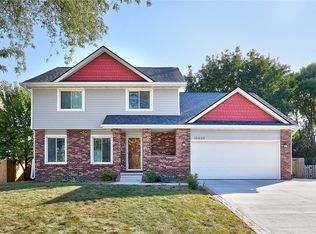 10620 Clark St, Clive, IA 50325