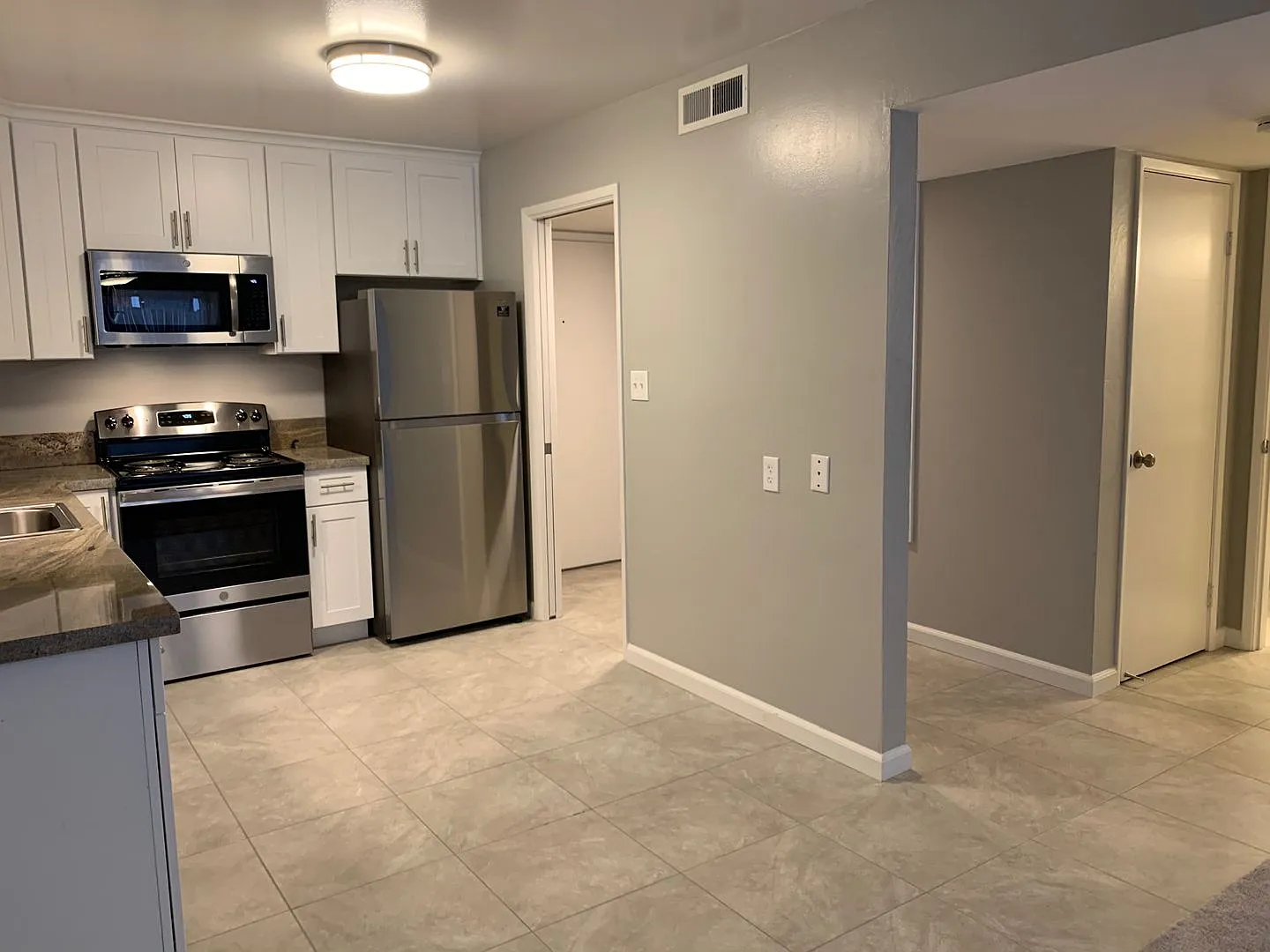 2707 O Street — Photo 3