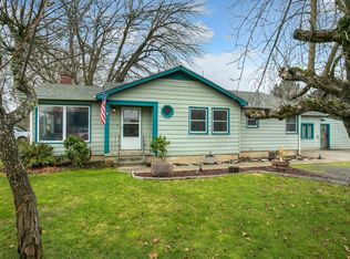 1047 SE N St, Grants Pass, OR 97526