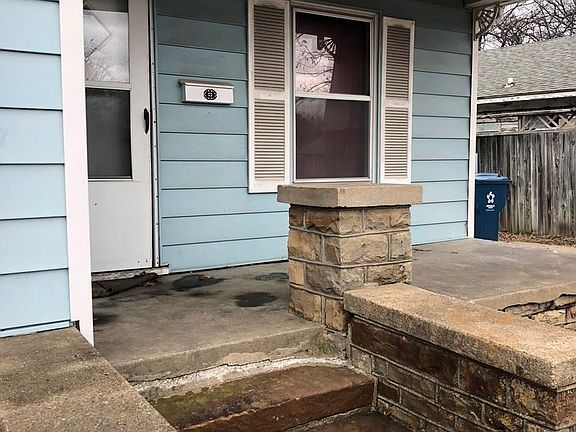 2nd image of 1010 E Miami Ave