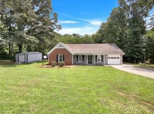 376 Cross Creek Ct, Auburn, GA 30011