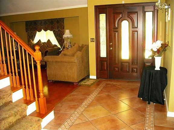 4th image of 4090 Lawther Ct