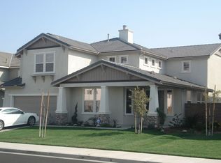 6240 Peach Blossom St, Corona, CA 92880