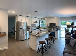 329 Clemens Rd, Harleysville, PA 19438