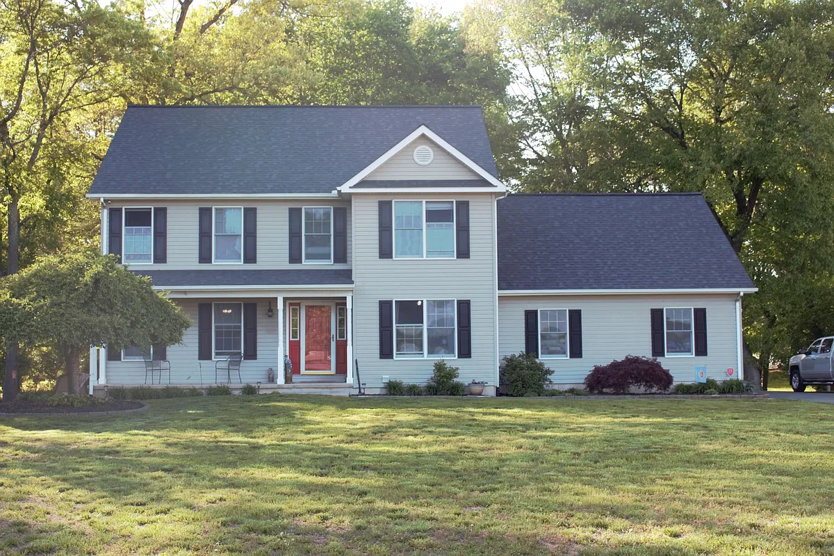 Building Photo - 98 Thorndale Cir