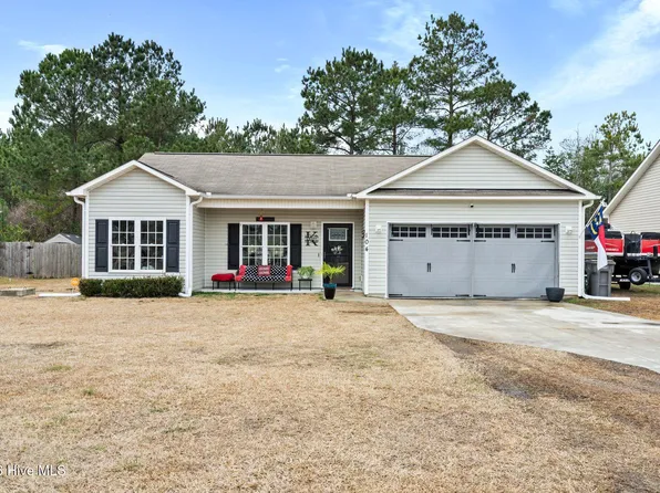 104 Lilac Lane, Richlands, NC 28574