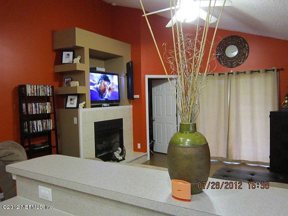 3rd image of 464 Clearview Ct