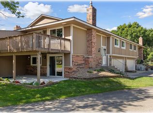 7596 Zinnia Way N, Maple Grove, MN 55311