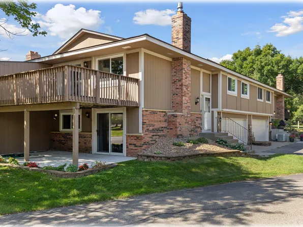 7596 Zinnia Way N, Maple Grove, MN 55311