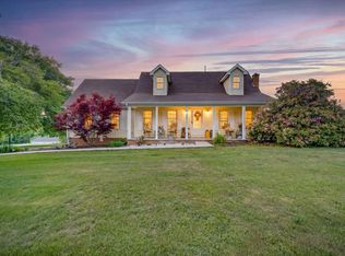 33307 Graceland Ln, Glade Spring, VA 24340
