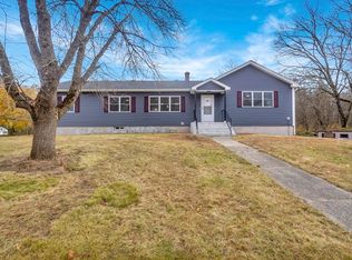 401 Grayson Dr, Springfield, MA 01119