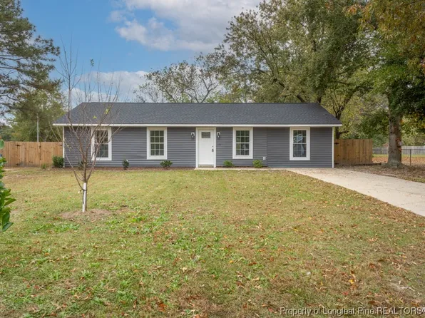 6441 Rutherglen Dr, Fayetteville, NC 28304