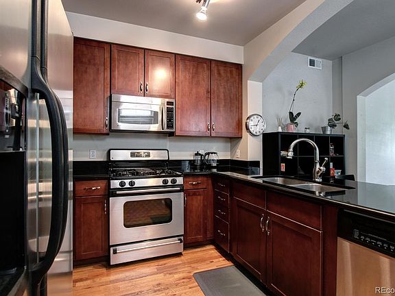 4th image of 1489 Steele St APT 109