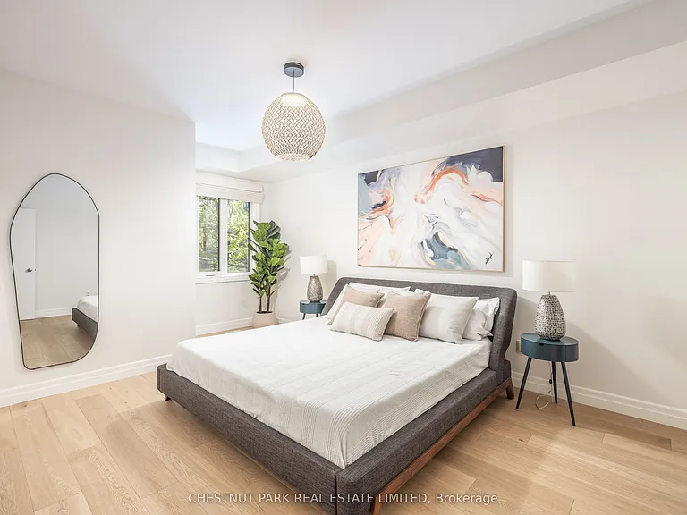 500 Richmond St W #101 — Photo 23